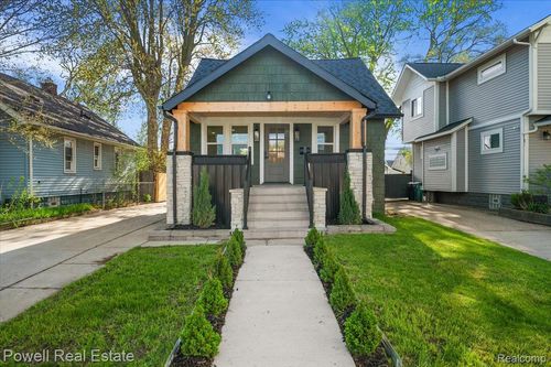 121 S Edison Ave, Royal Oak, MI, 48067-3937 | Card Image