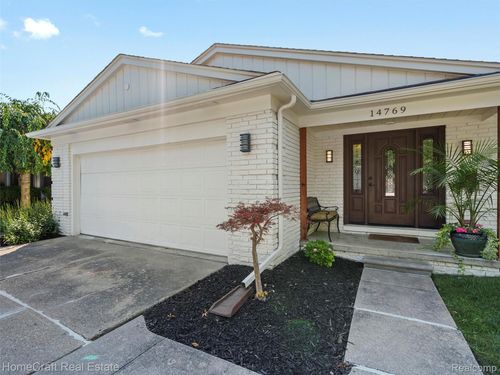 14769 Old Town Ct, Riverview, MI, 48193-7710 | Card Image
