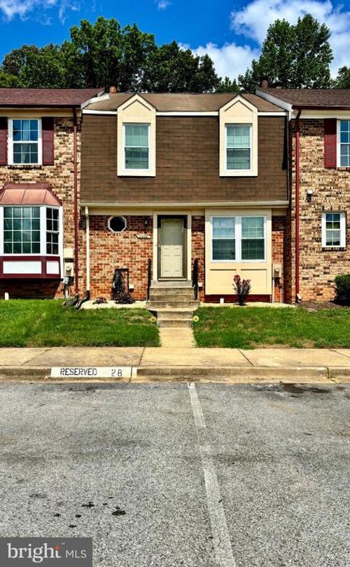 10528 Storch Dr, Lanham, MD, 20706-2184 | Card Image
