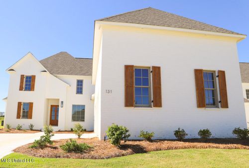 131 Genoa Dr, Madison, MS, 39110-6064 | Card Image