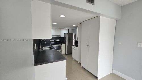2103-5800 Sw 127th Ave, Miami, FL, 33183-1475 | Card Image