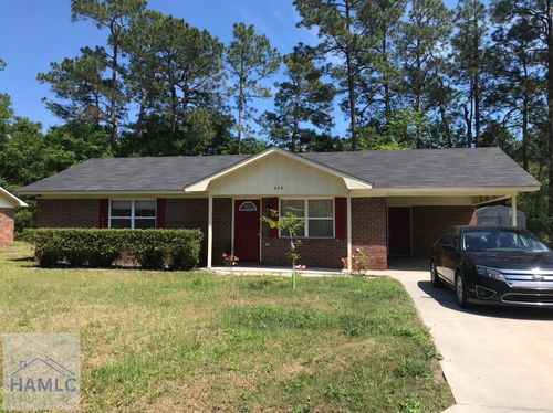 454 Elm St, Hinesville, GA, 31313-6425 | Card Image