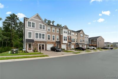 458 Rivanna Hill Road, Townhouse with 3 bedrooms, 3 bathrooms and null parking in Glen Allen VA | Image 2