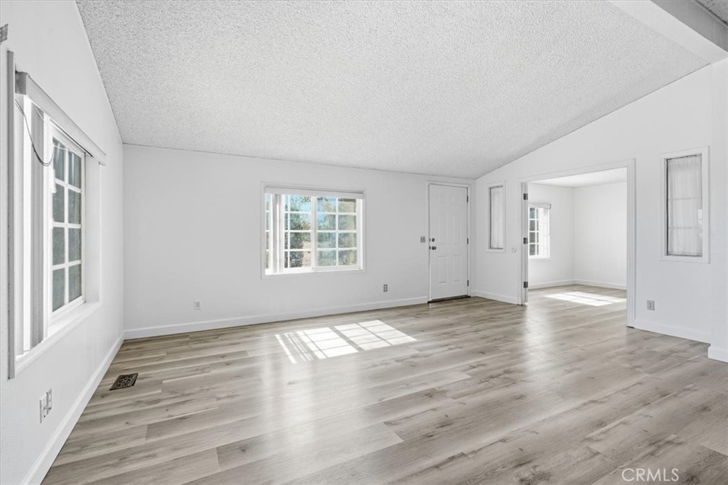 Residential in Phelan 3