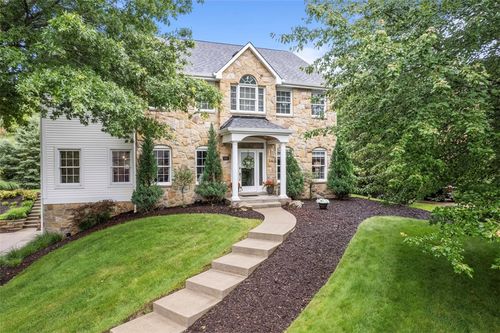 140 Golfview Drive, Mars Boro, PA, 15044 | Card Image