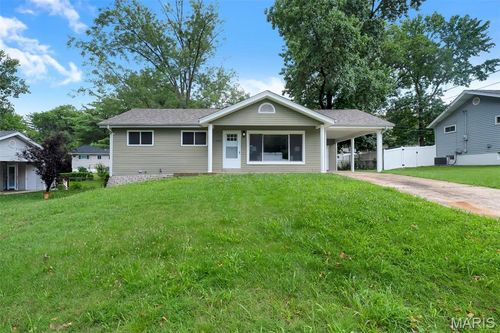 1412 Windward Ridge Dr, Saint Louis, MO, 63127-1137 | Card Image
