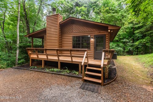 33 Hundred Acre Woods Dr, Murphy, NC, 28906-8634 | Card Image
