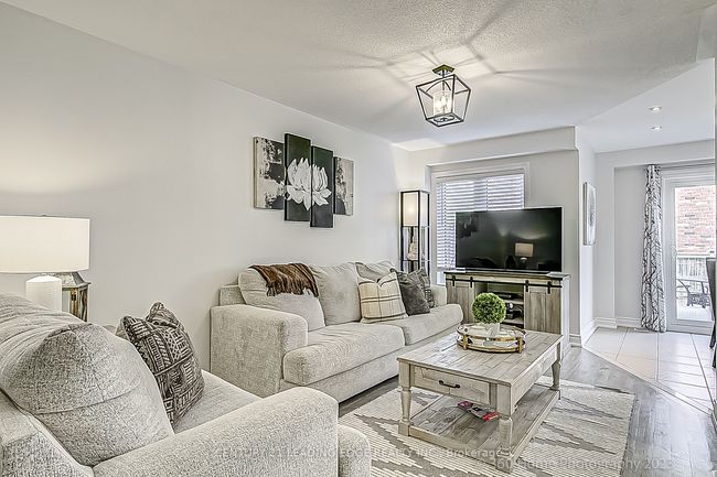 4 Brind Sheridan Crt, House attached with 4 bedrooms, 3 bathrooms and 1 parking in Ajax ON | Image 11
