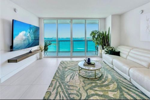 apt-3707-1800 N Bayshore Dr, Miami, FL, 33132-3234 | Card Image