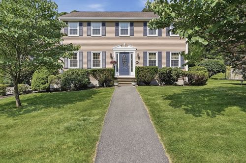 12 Heritage Dr, Woburn, MA, 01801-5908 | Card Image