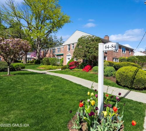 84 Putnam Park, Greenwich, CT, 06830-5776 | Card Image