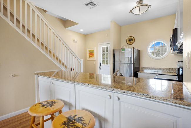 2104 Marina Villas Dr, Condo with 2 bedrooms, 3 bathrooms and null parking in Duck Key FL | Image 11