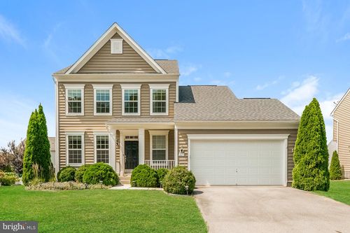 225 Dinwiddie Way, KEARNEYSVILLE, WV, 25430-2906 | Card Image