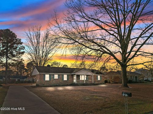 1104 Crestview Dr, Tarboro, NC, 27886-4112 | Card Image