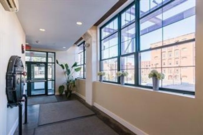 APT-404 - 21 Illinois St, Condo with 1 bedrooms, 1 bathrooms and 1 parking in Worcester MA | Image 5