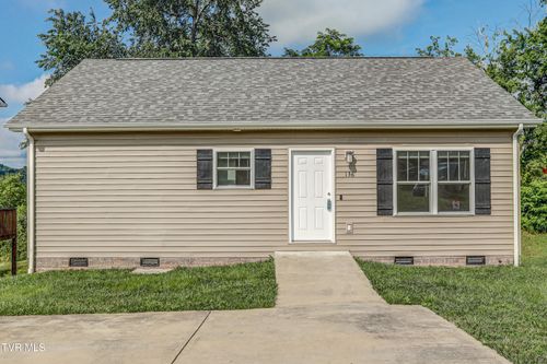 136 W Wilkshire Pl, Bristol, TN, 37620-7786 | Card Image