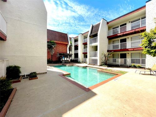 apt-104-3115 Helms St, Austin, TX, 78705-3050 | Card Image