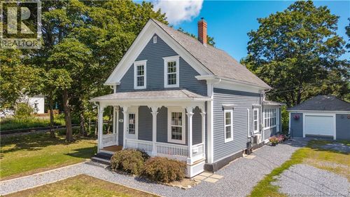 29 Elm St, St. Stephen, NB, E3L2S5 | Card Image
