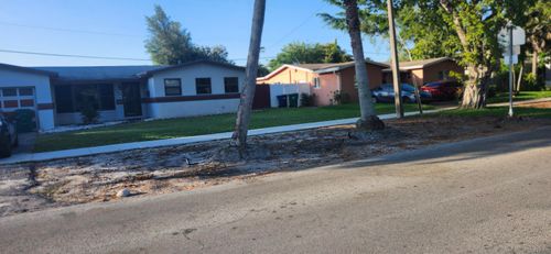 4841 Nw 19th St, Lauderhill, FL, 33313-4129 | Card Image