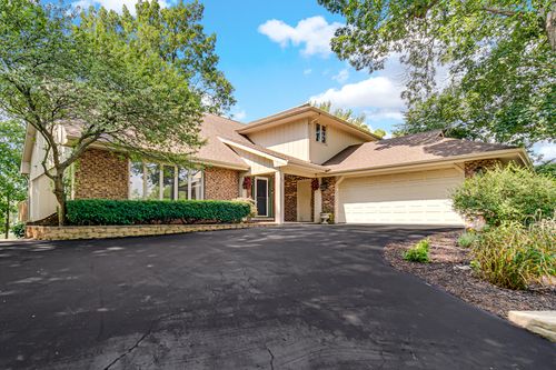 418 Wessex Rd, Valparaiso, IN, 46385-7716 | Card Image
