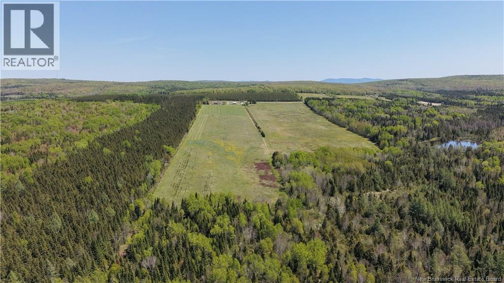 Land in Saint-Quentin