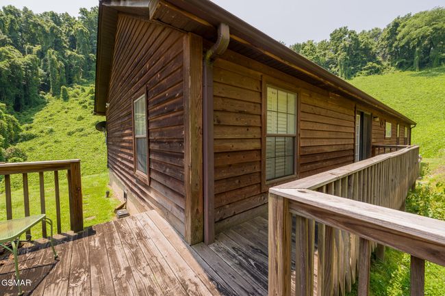 1869 Begonia Way, House other with 3 bedrooms, 2 bathrooms and null parking in Sevierville TN | Image 32