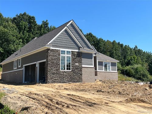 8848 Stonewall E, Independence Charter Township, MI, 48348 | Card Image