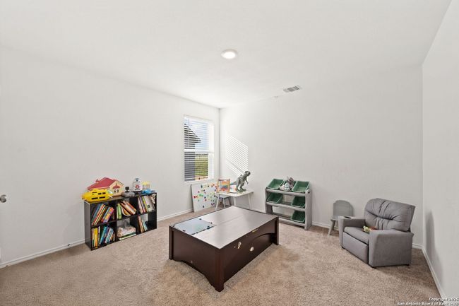 10707 Sweepback Trail, House other with 4 bedrooms, 3 bathrooms and null parking in Converse TX | Image 8