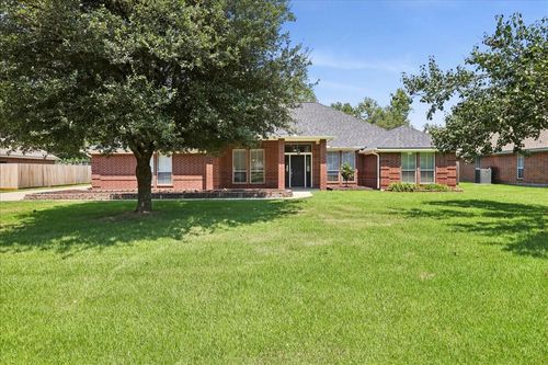 1204 Dawnwood, Orange, TX, 77632-8846 | Card Image