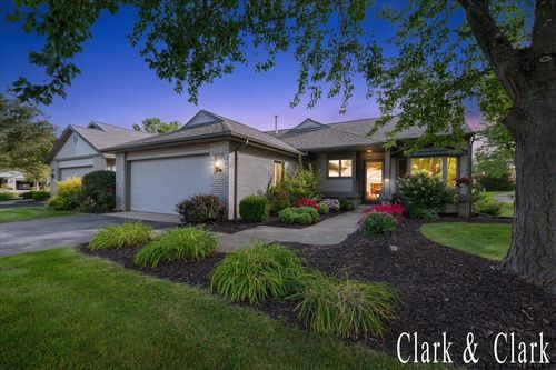 1950 Hidden Oak Ct, Grand Rapids, MI, 49546-8236 | Card Image