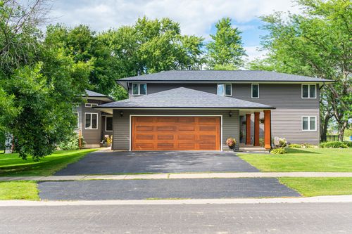 270 Prairie St, Hinckley, IL, 60520-9340 | Card Image