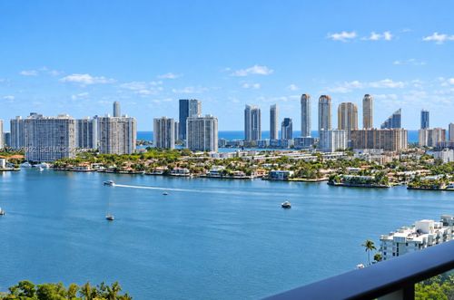2502-16385 Biscayne Blvd, Aventura, FL, 33160-5480 | Card Image