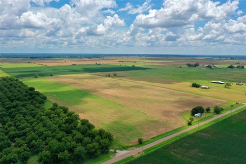 2523 S County Road 267, Eagle Lake, TX, 77434-7172 | Card Image