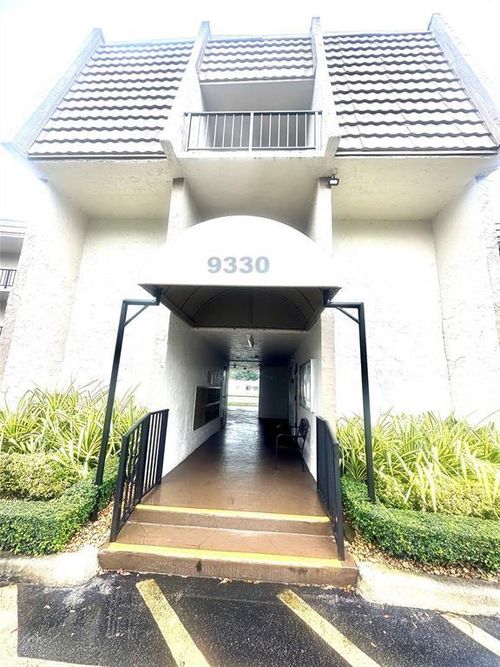 apt-108-9330 Lime Bay Blvd, Tamarac, FL, 33321-3466 | Card Image