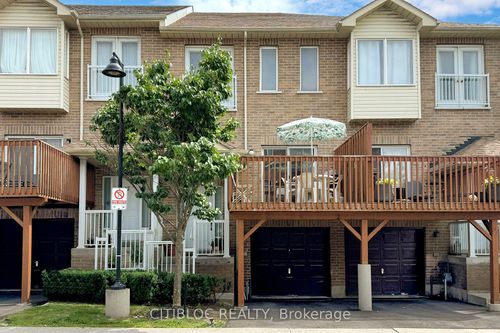 13-3029 Finch Ave W, North York, ON, M9M0A2 | Card Image