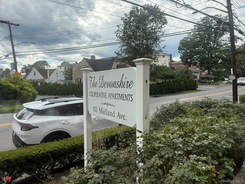 apt-5j-1111 Midland Ave, Yonkers, NY, 10708-6334 | Card Image
