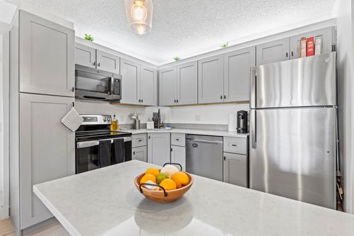 apt-f1-603 Sea Pine Way, Greenacres, FL, 33415-8935 | Card Image