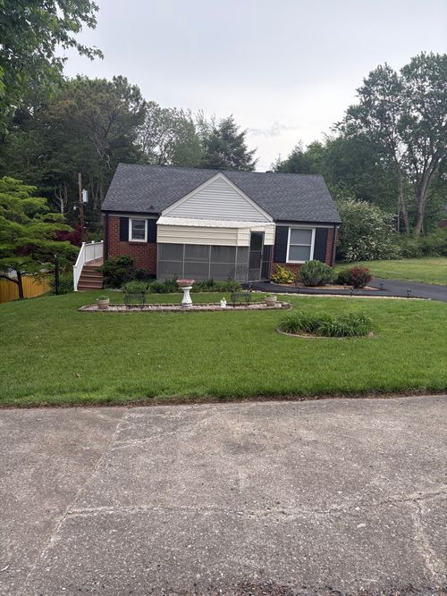 1735 Merritt Dr, Clarksville, TN, 37043 | Card Image