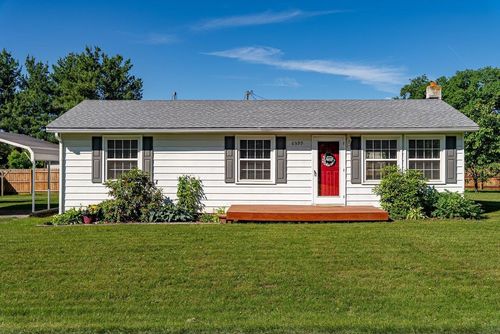 6599 Azalea Dr, DAYTON, VA, 22821 | Card Image