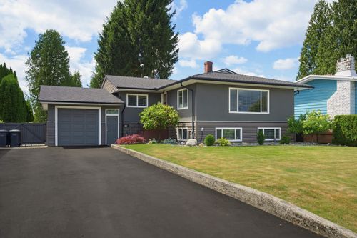 942 Porter St, Coquitlam, BC, V3J5C2 | Card Image