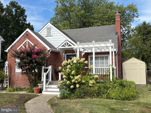 539 W Kings Hwy, AUDUBON, NJ, 08106-2207 | Card Image