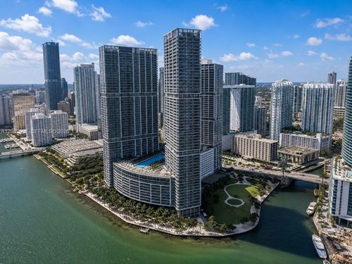 3207-475 Brickell Ave, Miami, FL, 33131-2498 | Card Image
