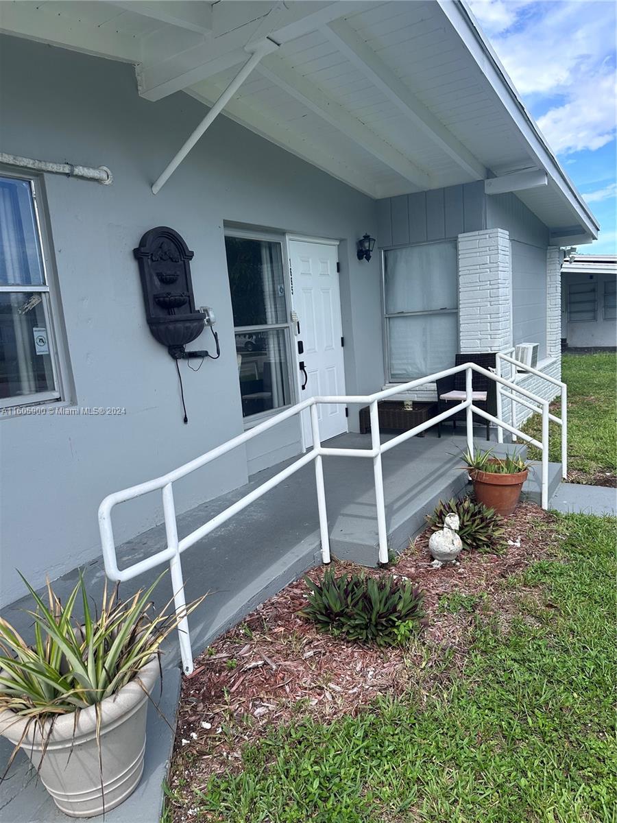 51st Ct, Pompano Beach, FL 33064