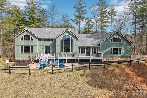 28 Nantahala Rdg, Bryson City, NC, 28713-9300 | Card Image