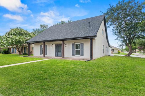 200 Raywood Dr, Houma, LA, 70360 | Card Image