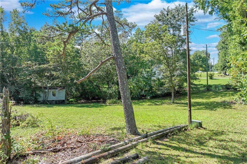 Osborne Dr, Flowery Branch, GA 30542