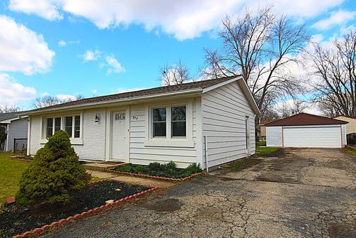 844 Tamms Ln, Bolingbrook, IL, 60440-1622 | Card Image
