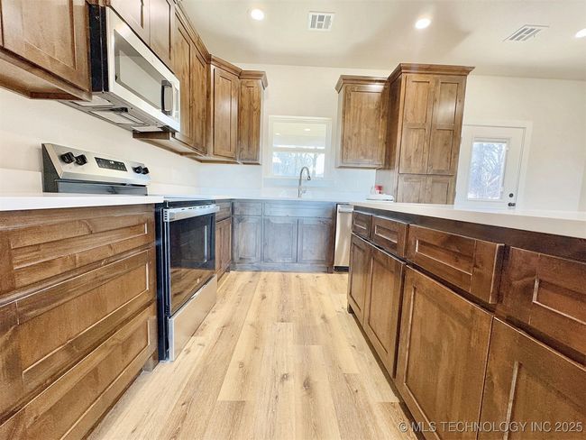 874 E Harlan Dr, House other with 3 bedrooms, 2 bathrooms and null parking in Tahlequah OK | Image 9