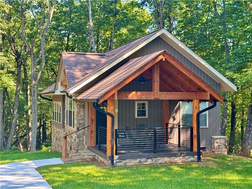440 Old Railroad Grade Rd, Thurmond, NC, 28683-9406 | Card Image