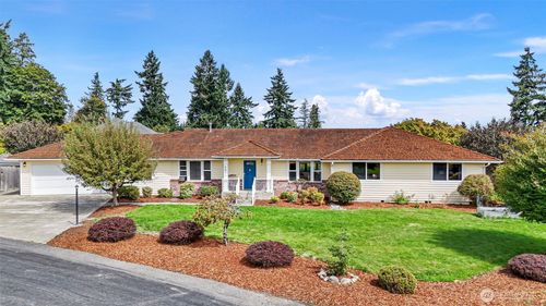 8911 69th Ave E, Puyallup, WA, 98371-6240 | Card Image